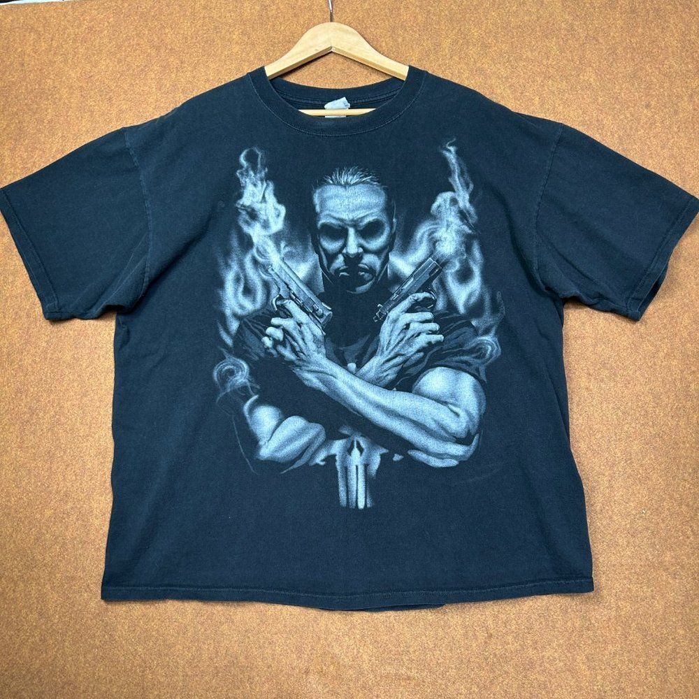 Marvel The Punisher‎ tshirt Mens Size 2XL Nig Front hit Faded black